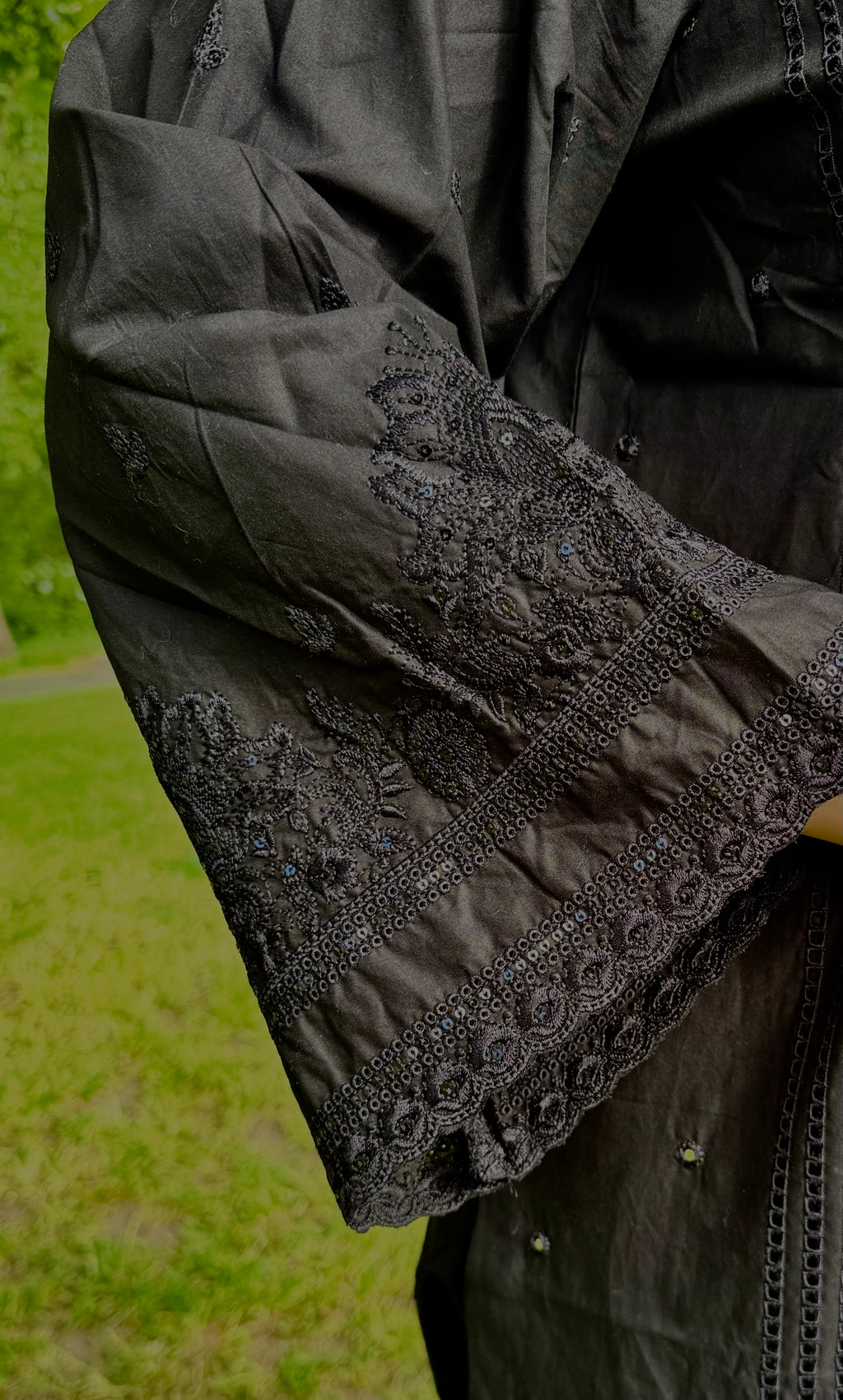 3PC Black Luxury Lawn